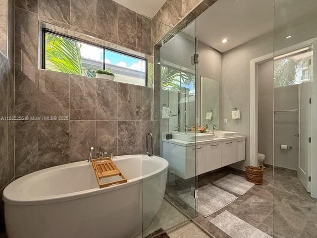 Activo con contrato: $1,190,000 (4 camas, 3 baños, 2257 Pies cuadrados)