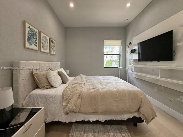 Activo con contrato: $1,190,000 (4 camas, 3 baños, 2257 Pies cuadrados)