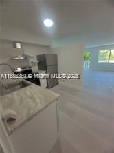 На продажу: $399,000 (1 спален, 1 ванн, 810 Квадратных фут)