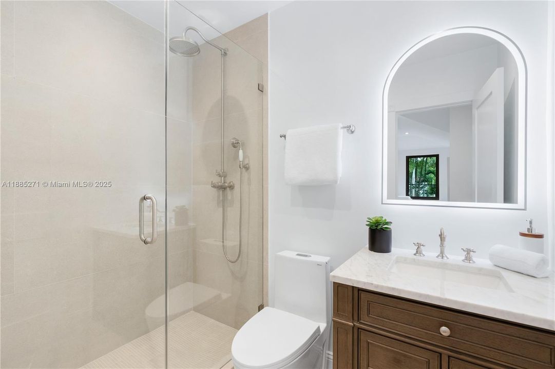 For Sale: $12,500,000 (6 beds, 6 baths, 5458 Square Feet)