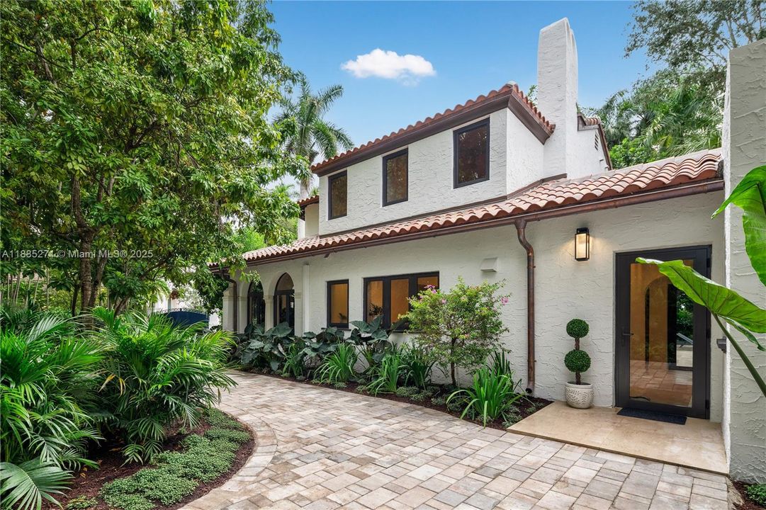 For Sale: $12,500,000 (6 beds, 6 baths, 5458 Square Feet)