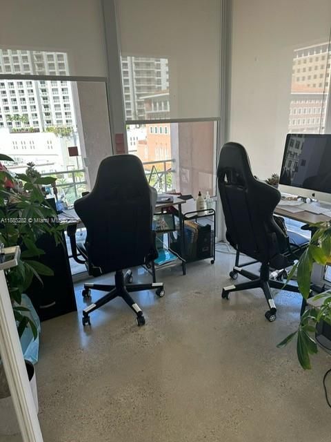 出租: $1,100 (0 贝兹, 0 浴室, 0 平方英尺)