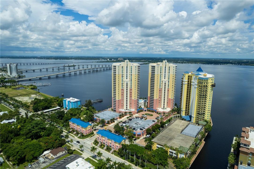 Welcome to RIVIERA, where you can enjoy an abundance of high-end RESORT AMENITIES