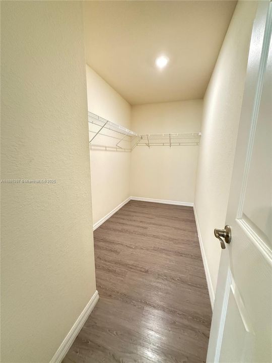 Recently Rented: $2,000 (3 beds, 2 baths, 0 Square Feet)