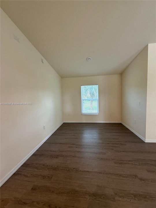 Recently Rented: $2,000 (3 beds, 2 baths, 0 Square Feet)