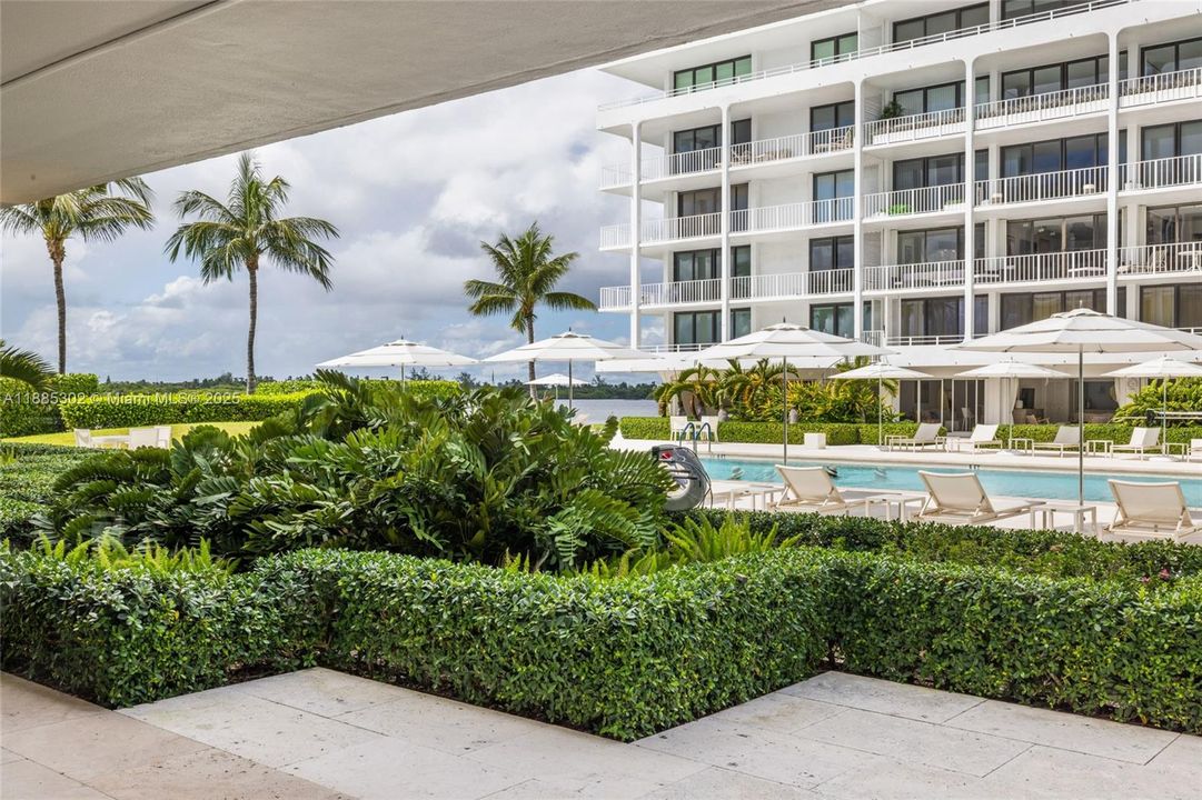 For Rent: $12,500 (2 beds, 2 baths, 1659 Square Feet)