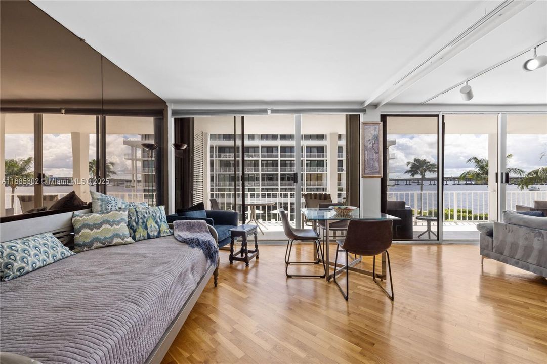 For Rent: $12,500 (2 beds, 2 baths, 1659 Square Feet)