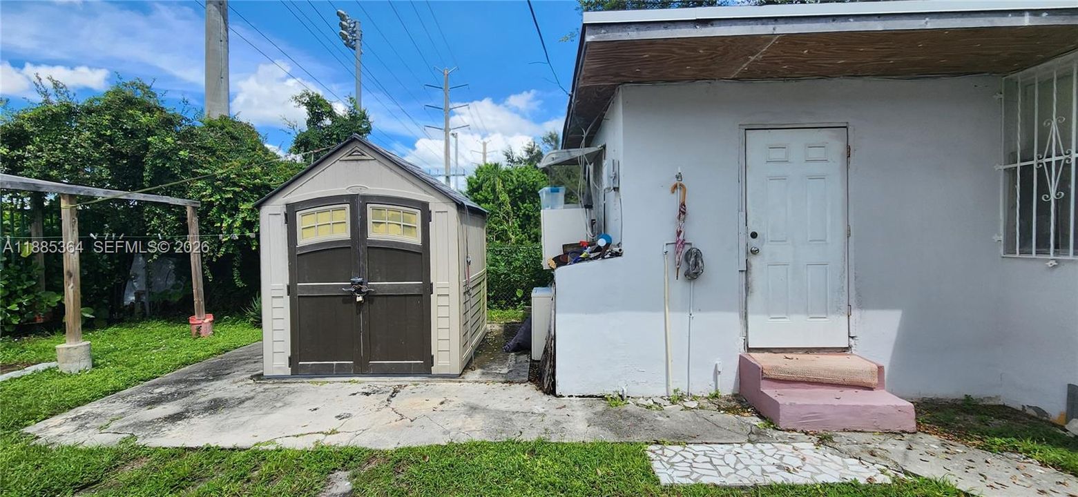 For Sale: $583,000 (0 beds, 0 baths, 1668 Square Feet)
