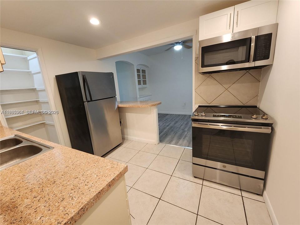 For Sale: $583,000 (0 beds, 0 baths, 1668 Square Feet)