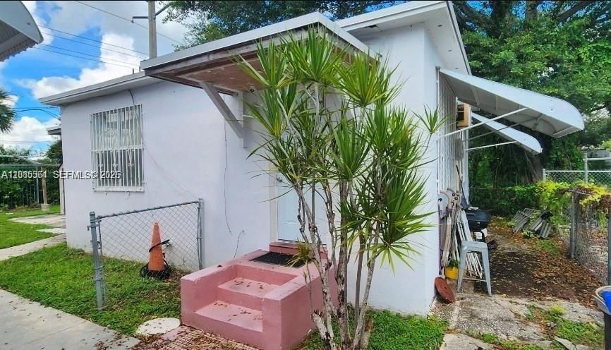For Sale: $583,000 (0 beds, 0 baths, 1668 Square Feet)