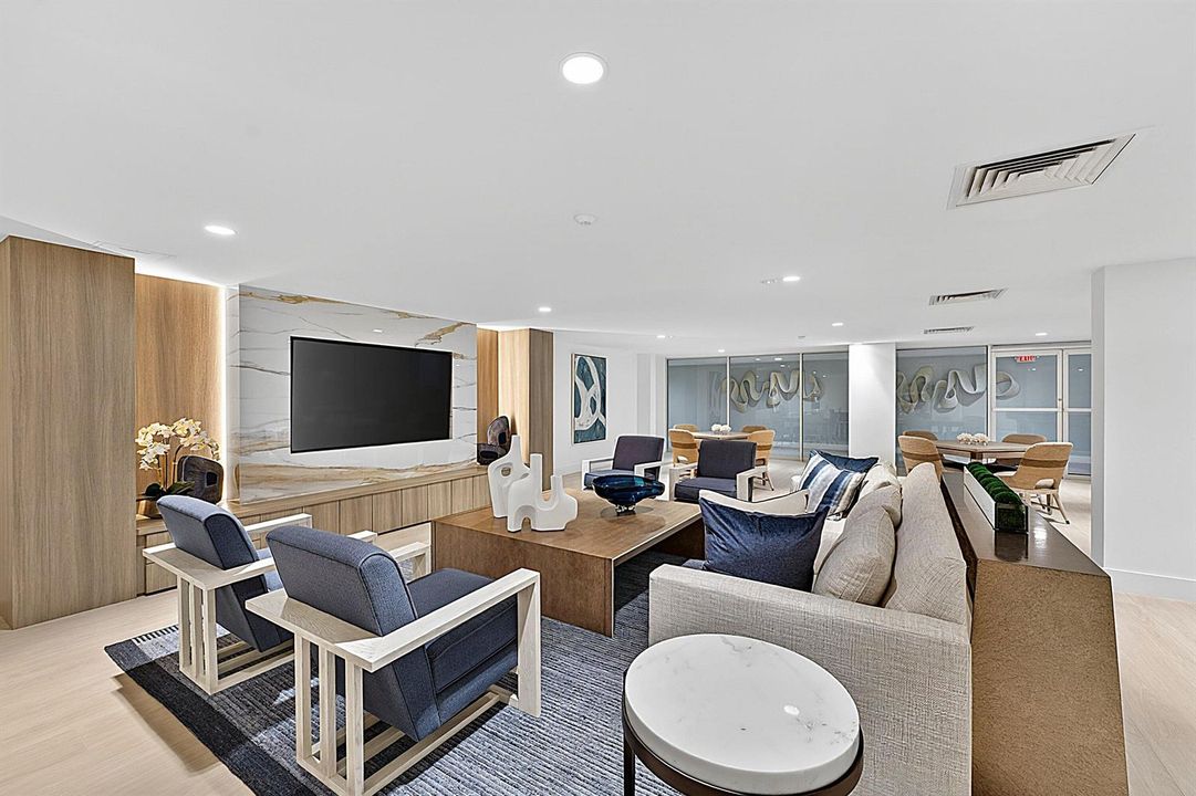 008-2773SouthOceanBoulevard-Unit206-Palm