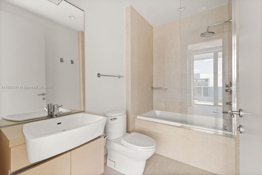 Activo con contrato: $1,500,000 (2 camas, 2 baños, 1492 Pies cuadrados)