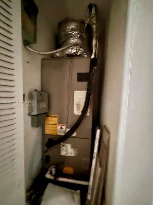 Под контрактом: $299,900 (3 спален, 2 ванн, 0 Квадратных фут)