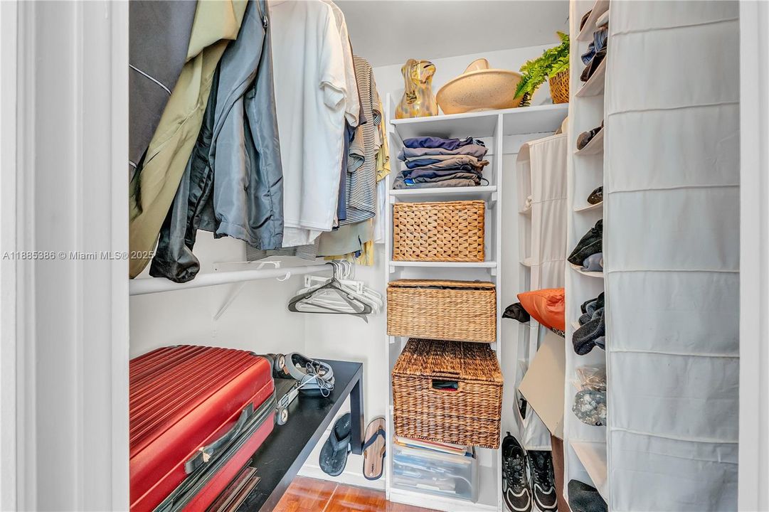 Large Walkin Master Closet