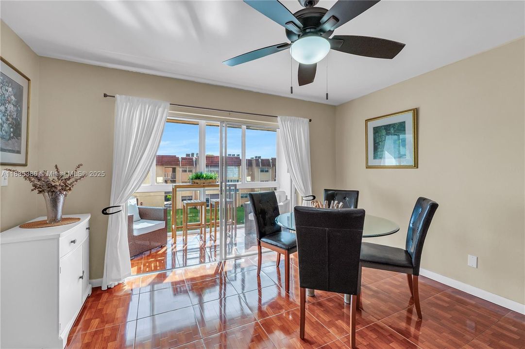 Activo con contrato: $123,000 (2 camas, 2 baños, 850 Pies cuadrados)