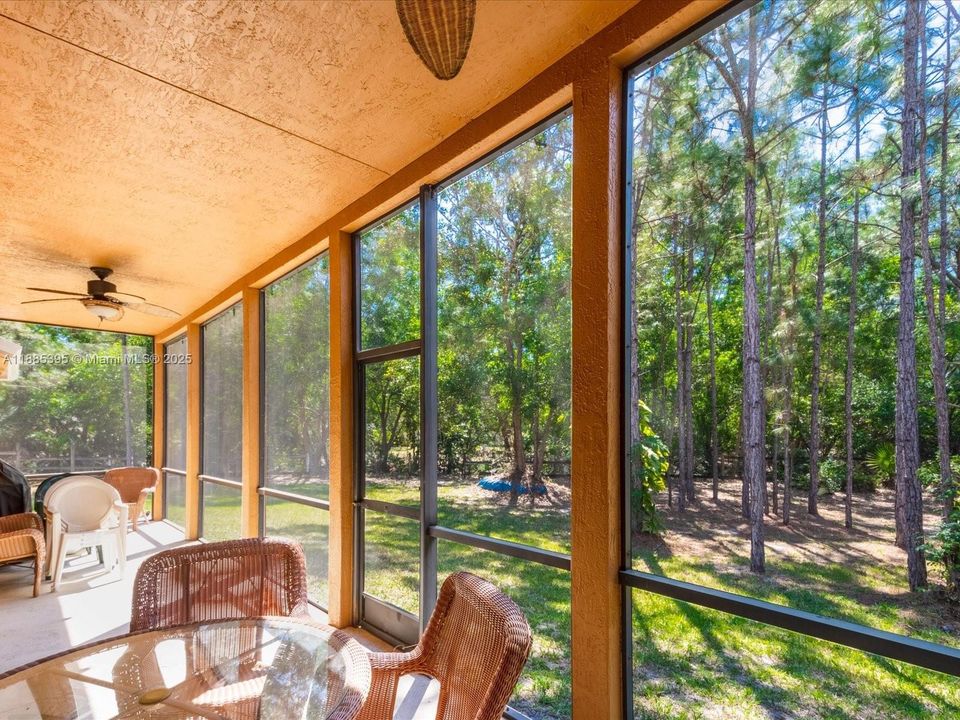 待售: $2,300,000 (6 贝兹, 6 浴室, 4989 平方英尺)