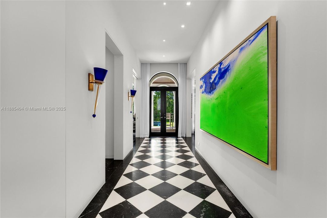 Active With Contract: $11,980,000 (6 beds, 5 baths, 5442 Square Feet)