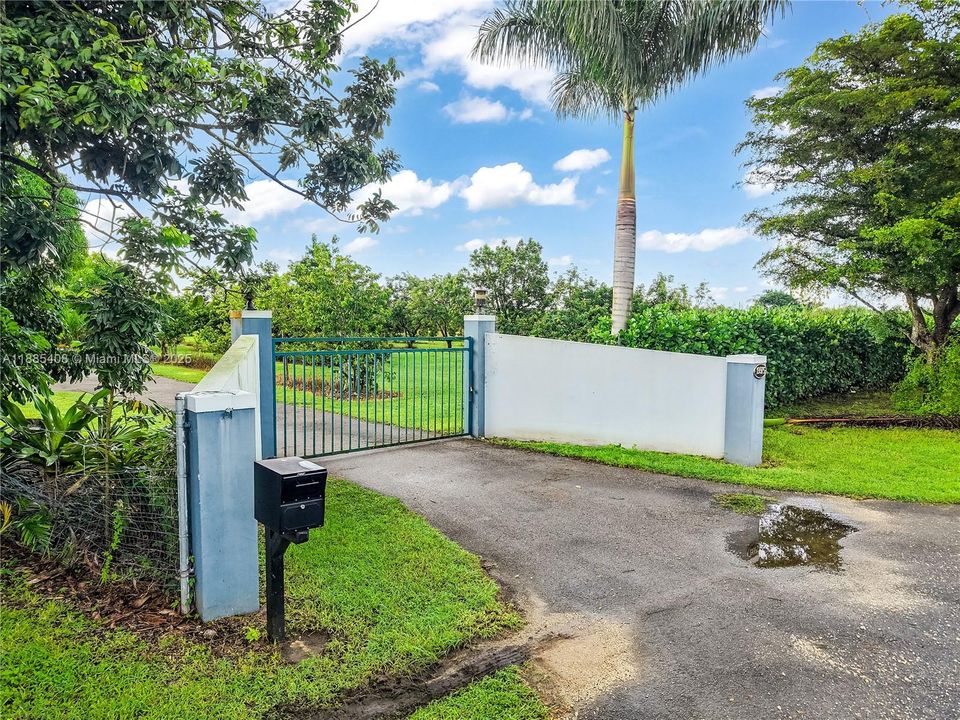 Recently Sold: $1,600,000 (0 beds, 0 baths, 0 Square Feet)