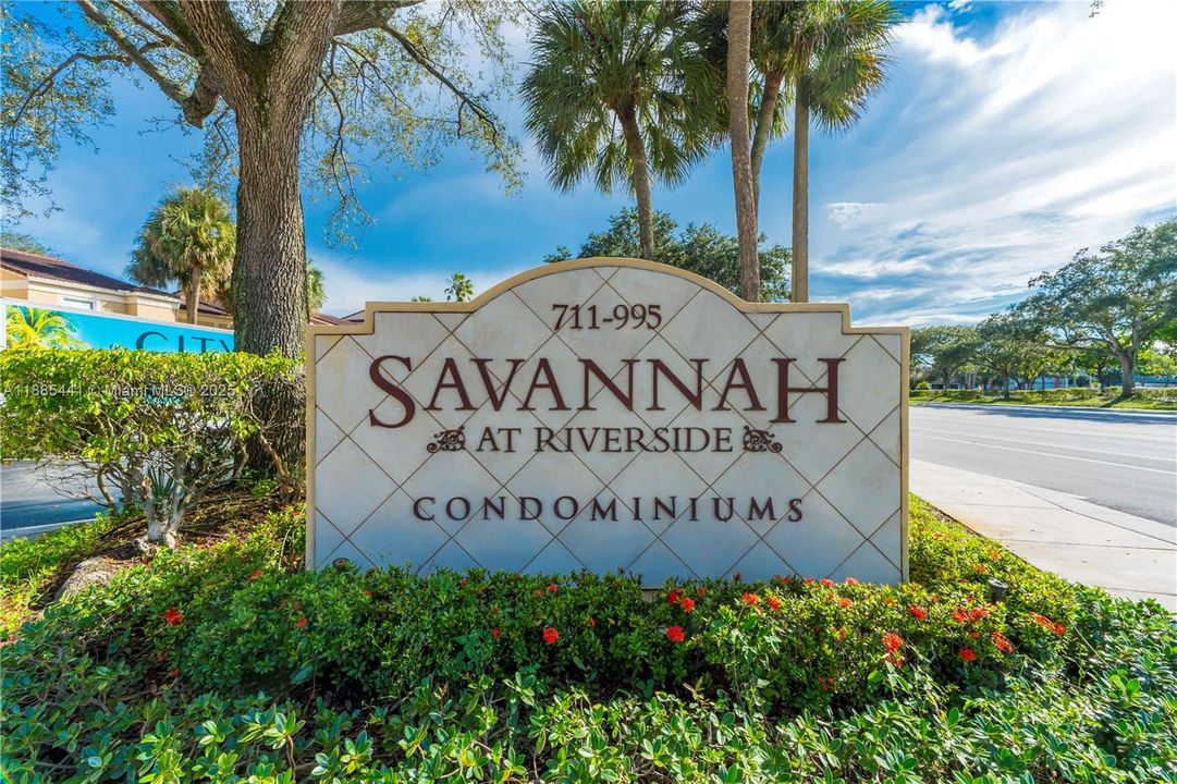 Recently Rented: $1,800 (1 beds, 1 baths, 950 Square Feet)