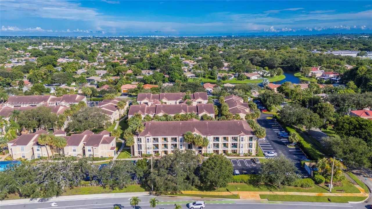 Recently Rented: $1,800 (1 beds, 1 baths, 950 Square Feet)