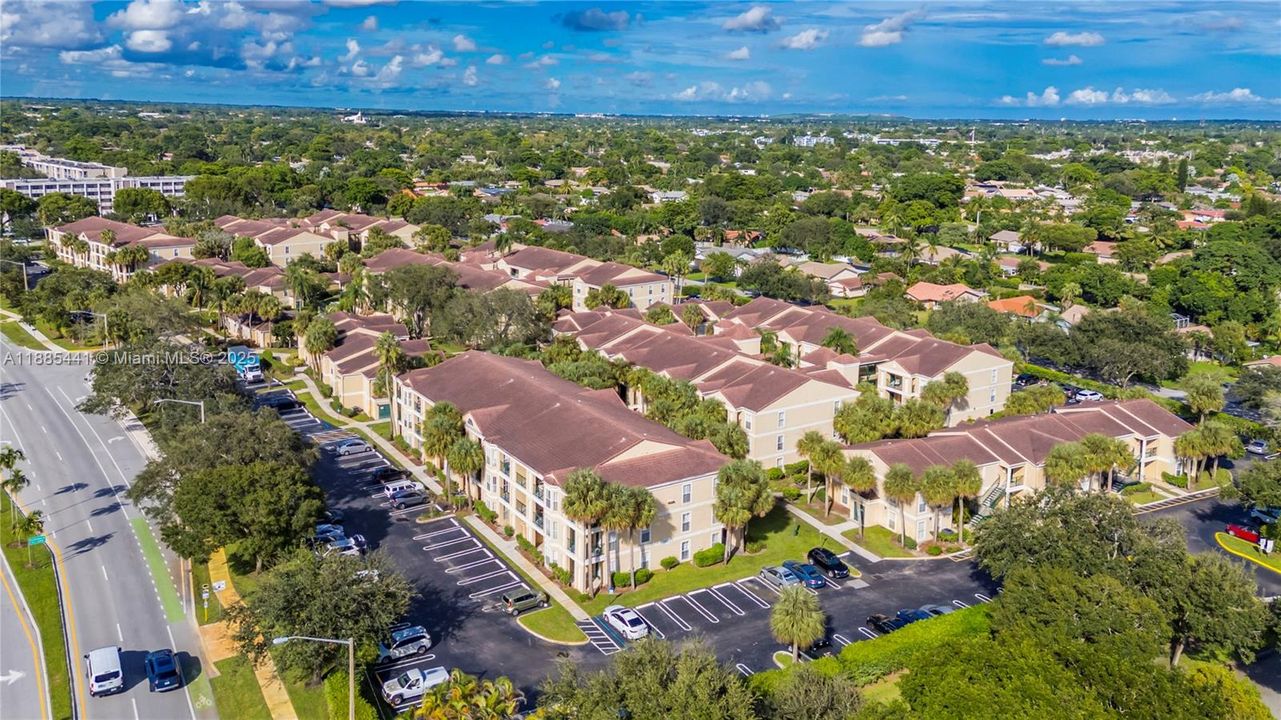 Recently Rented: $1,800 (1 beds, 1 baths, 950 Square Feet)