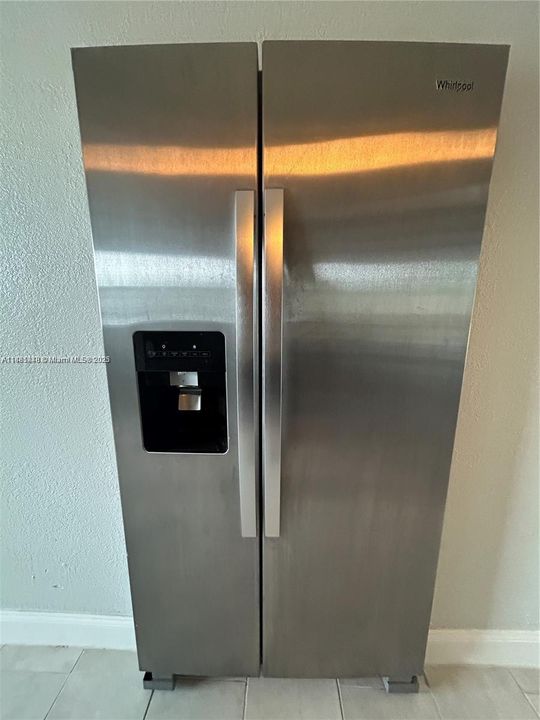 待售: $499,500 (4 贝兹, 2 浴室, 1289 平方英尺)