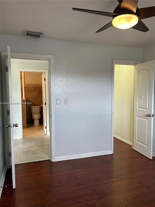 待售: $499,500 (4 贝兹, 2 浴室, 1289 平方英尺)