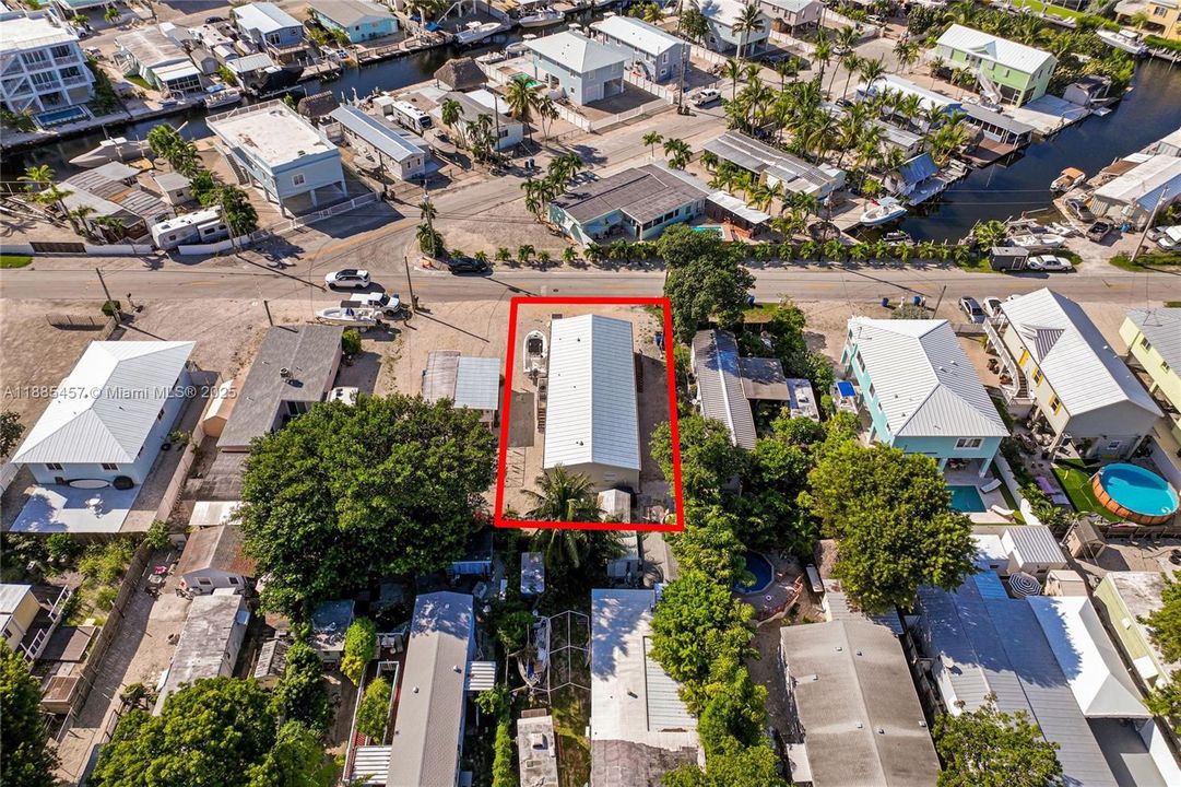 For Rent: $3,400 (4 beds, 3 baths, 1944 Square Feet)