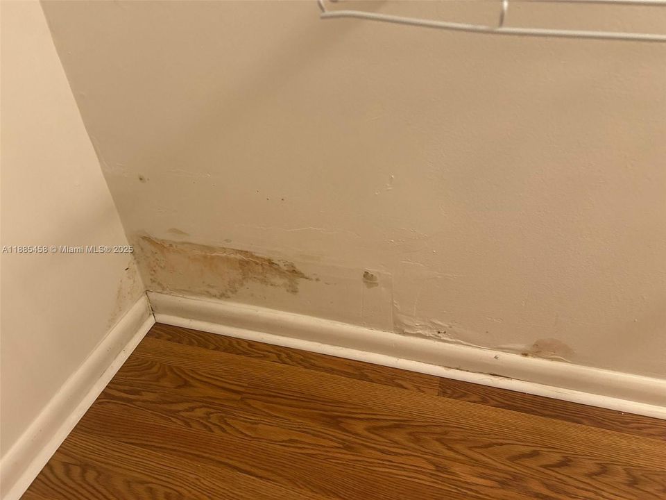 Activo con contrato: $125,000 (2 camas, 2 baños, 1120 Pies cuadrados)