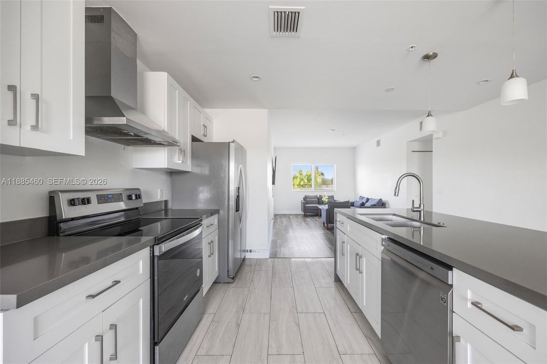 For Sale: $1,625,000 (0 beds, 0 baths, 5625 Square Feet)