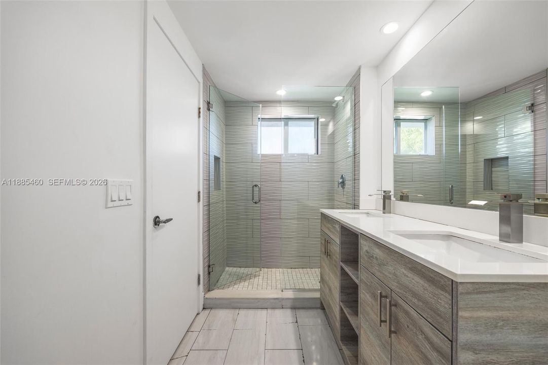 For Sale: $1,625,000 (0 beds, 0 baths, 5625 Square Feet)
