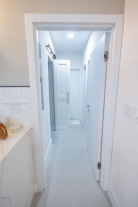 В аренду: $30,000 (6 спален, 4 ванн, 6112 Квадратных фут)