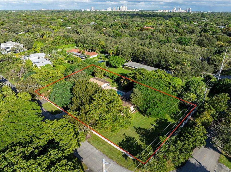 На продажу: $3,249,000 (3 спален, 3 ванн, 3223 Квадратных фут)