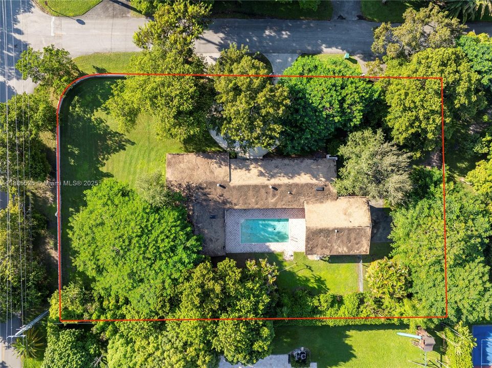 На продажу: $3,249,000 (3 спален, 3 ванн, 3223 Квадратных фут)