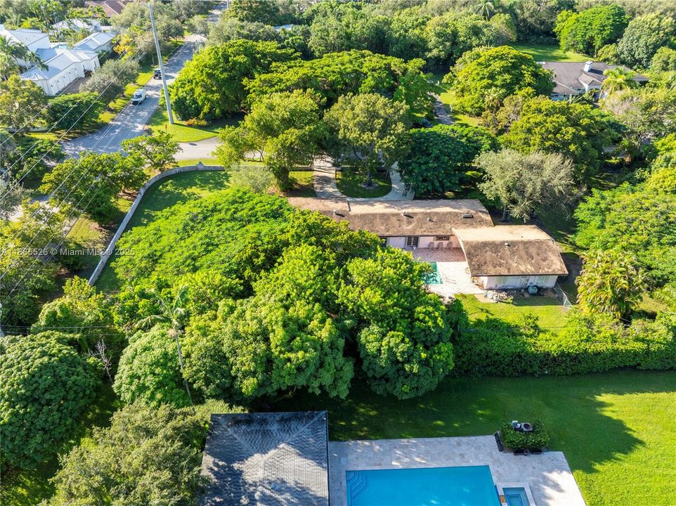 На продажу: $3,249,000 (3 спален, 3 ванн, 3223 Квадратных фут)