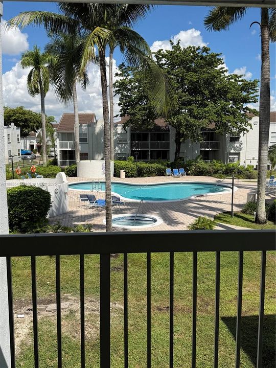 Recently Rented: $2,450 (2 beds, 2 baths, 1128 Square Feet)