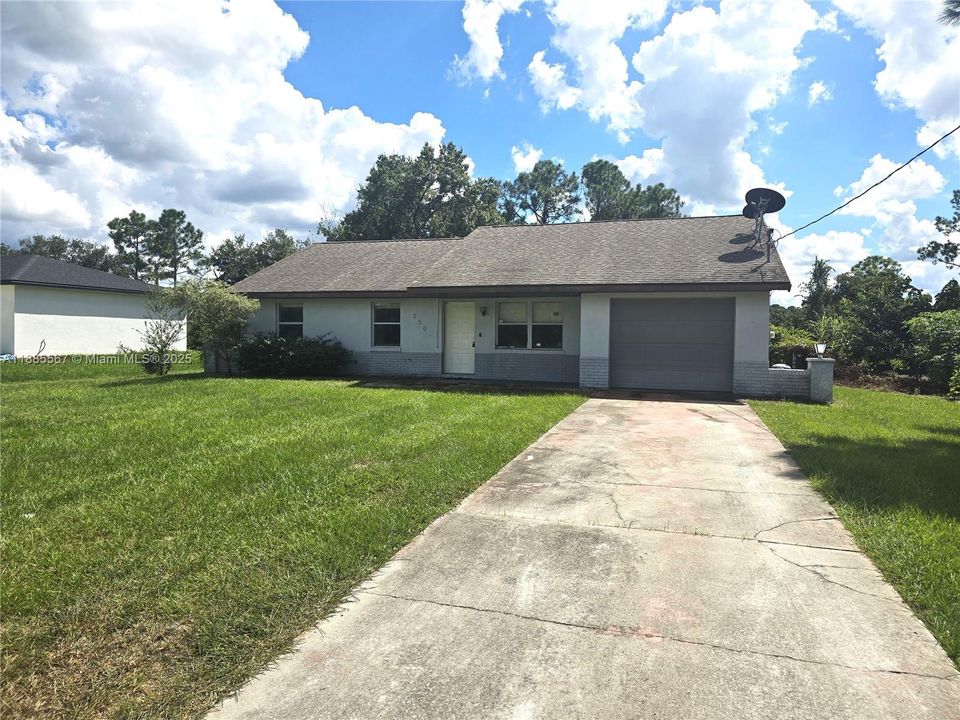 最近售出: $159,000 (3 贝兹, 2 浴室, 1764 平方英尺)