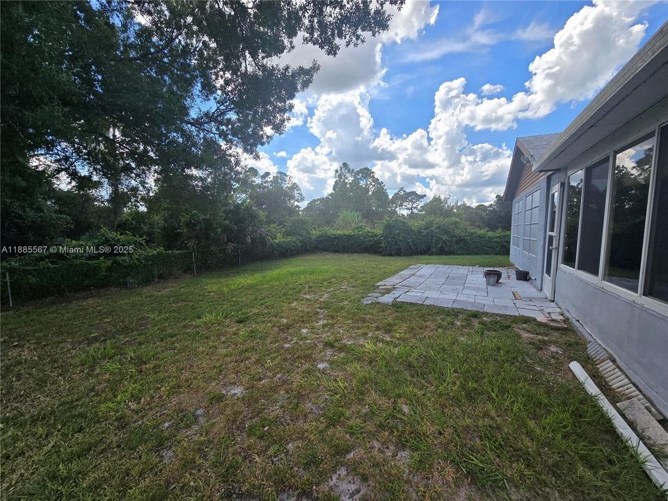 最近售出: $159,000 (3 贝兹, 2 浴室, 1764 平方英尺)