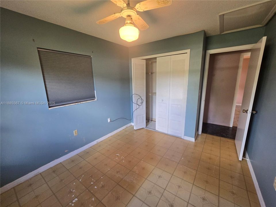 最近售出: $159,000 (3 贝兹, 2 浴室, 1764 平方英尺)