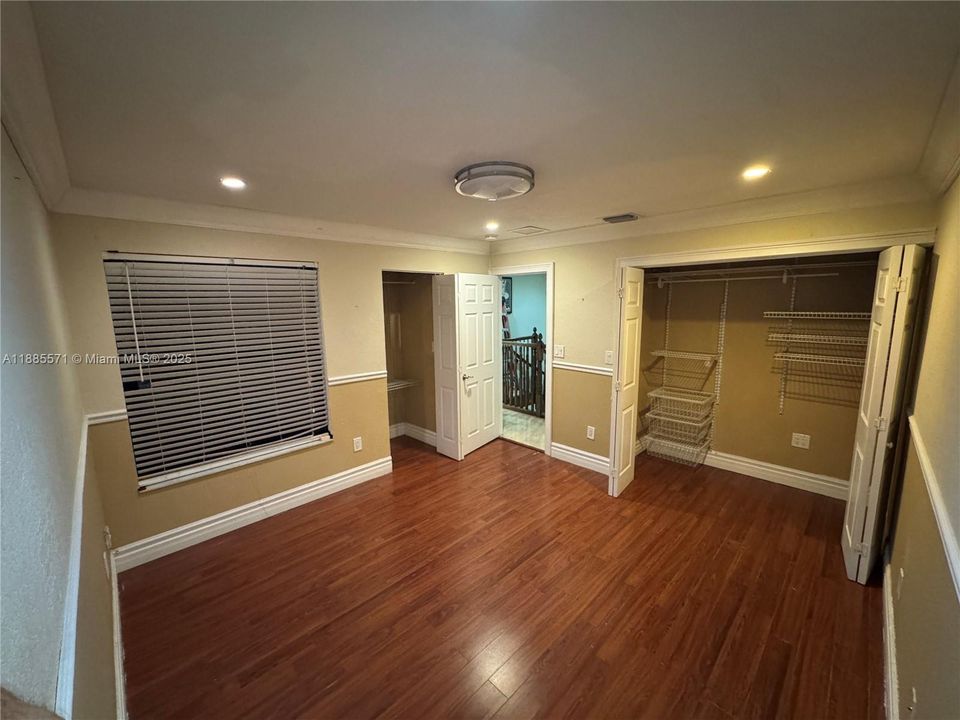 For Sale: $468,900 (3 beds, 2 baths, 1156 Square Feet)