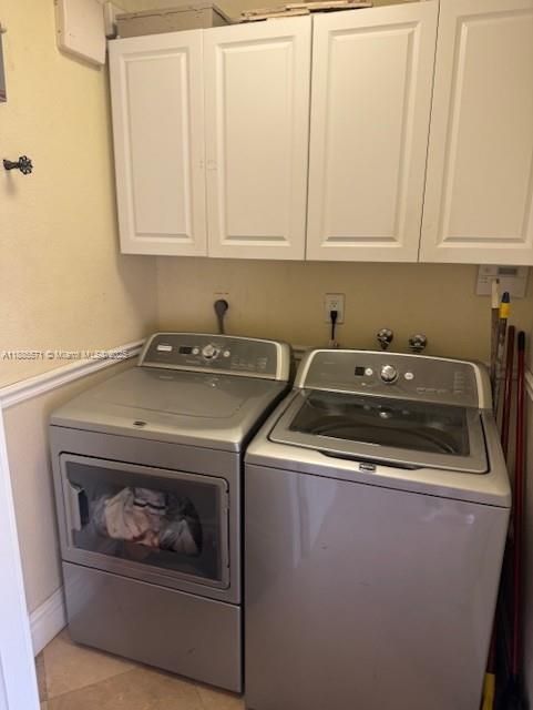 For Sale: $468,900 (3 beds, 2 baths, 1156 Square Feet)