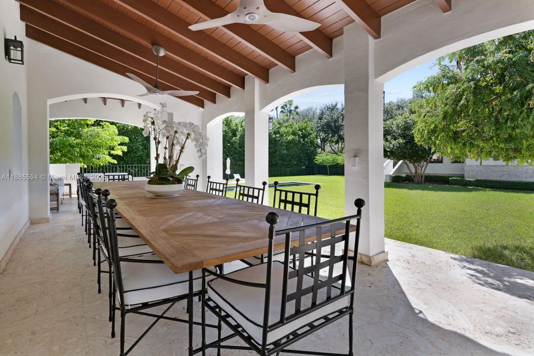 For Sale: $32,000,000 (9 beds, 7 baths, 10286 Square Feet)