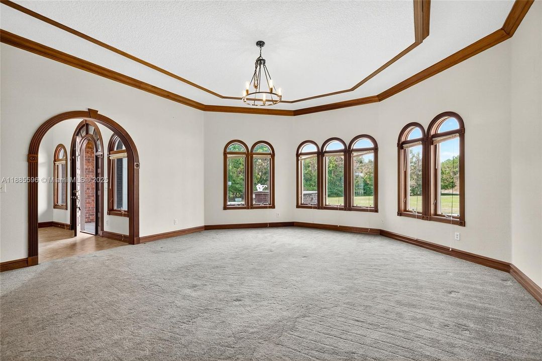 待售: $2,499,999 (5 贝兹, 5 浴室, 0 平方英尺)