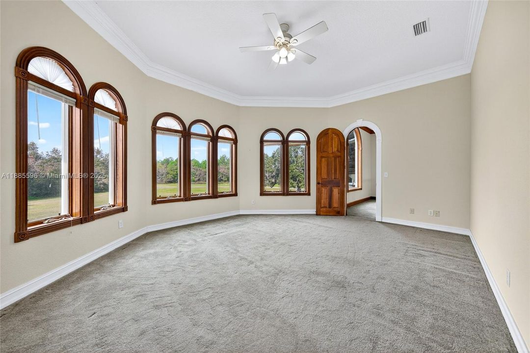 待售: $2,499,999 (5 贝兹, 5 浴室, 0 平方英尺)