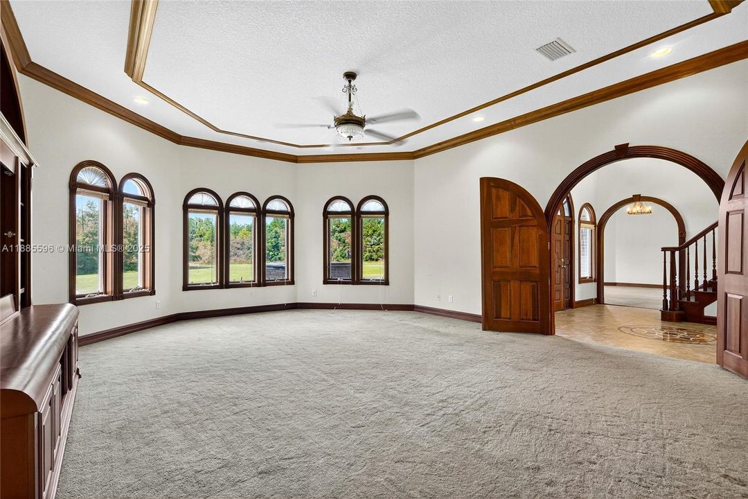 待售: $2,499,999 (5 贝兹, 5 浴室, 0 平方英尺)