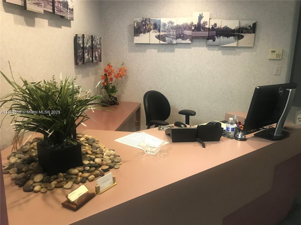 В аренду: $1,200 (0 спален, 0 ванн, 0 Квадратных фут)