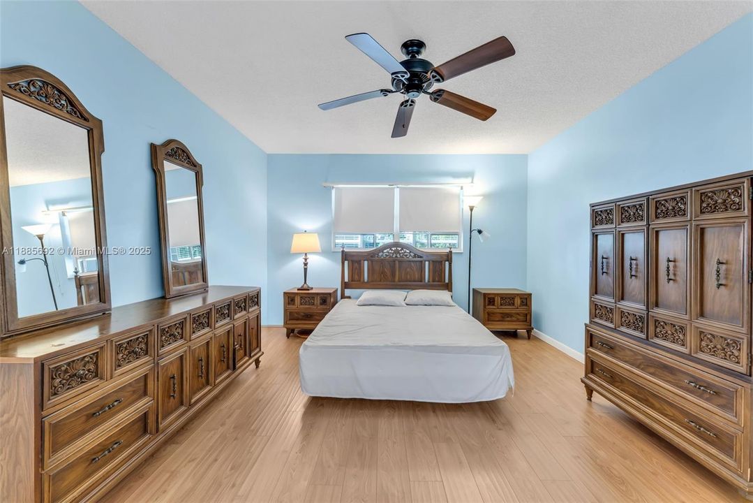 For Rent: $1,500 (1 beds, 1 baths, 684 Square Feet)