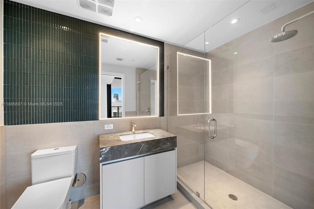 En Venta: $3,495,000 (3 camas, 3 baños, 2178 Pies cuadrados)