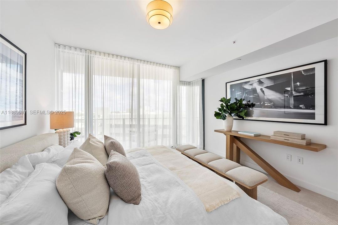 For Sale: $3,495,000 (3 beds, 3 baths, 2178 Square Feet)