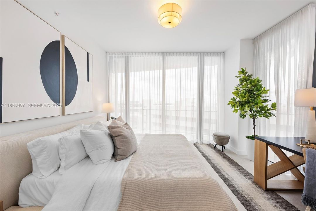 For Sale: $3,495,000 (3 beds, 3 baths, 2178 Square Feet)